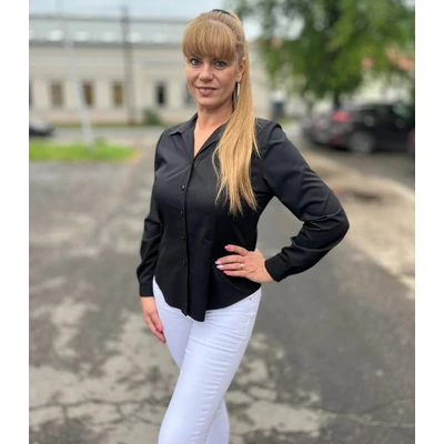 Klasszikus hosszú ujjú fekete ing
