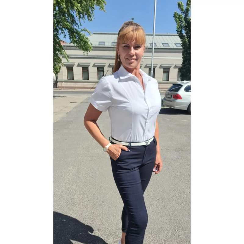 fehér rövidujjú ing