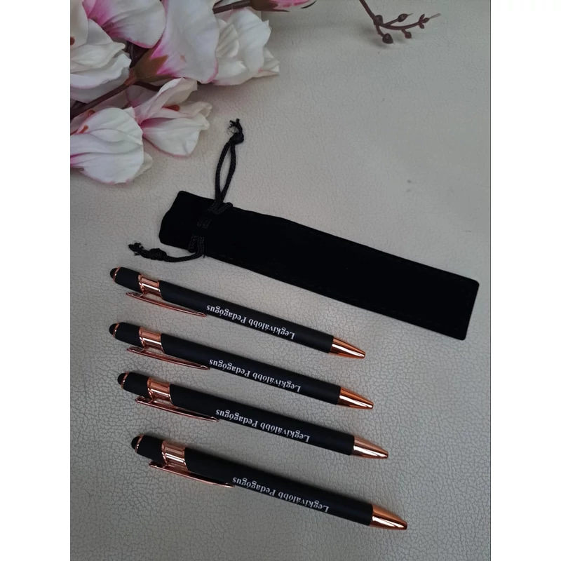 Elegáns toll legkiválóbb pedagógus felirattal
